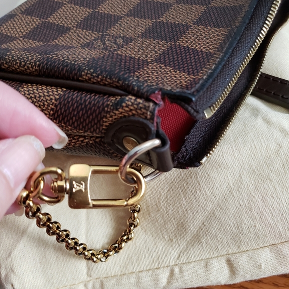 Louis Vuitton Eva - Picture 7 of 16